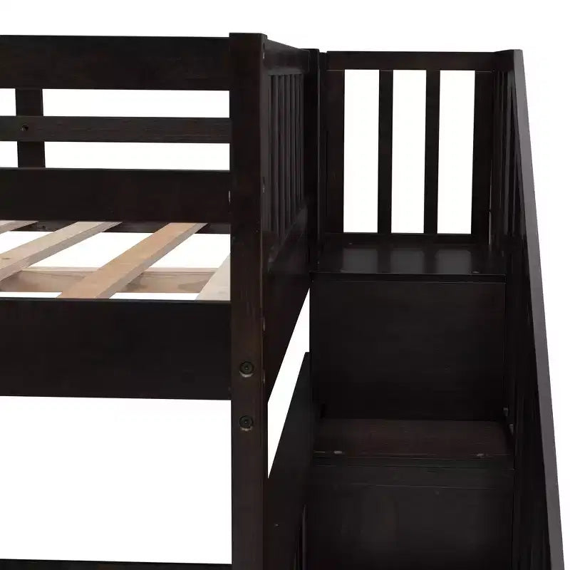 Letto a castello matrimoniale con scale e cassetti contenitore