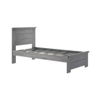 Struttura letto singola con testiera a pannelli – Letto a piattaforma moderno in legno massello stile "farmhouse"
