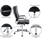 Sedia da ufficio ergonomica con schienale alto, braccioli imbottiti e base girevole