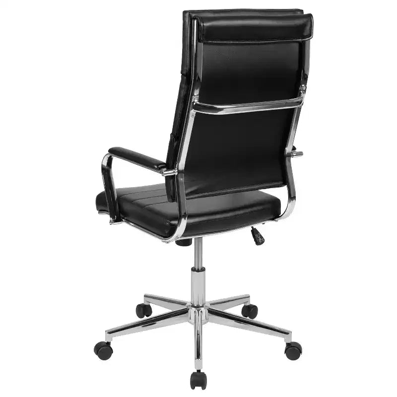 Sedia da ufficio ergonomica con schienale alto, braccioli imbottiti e base girevole